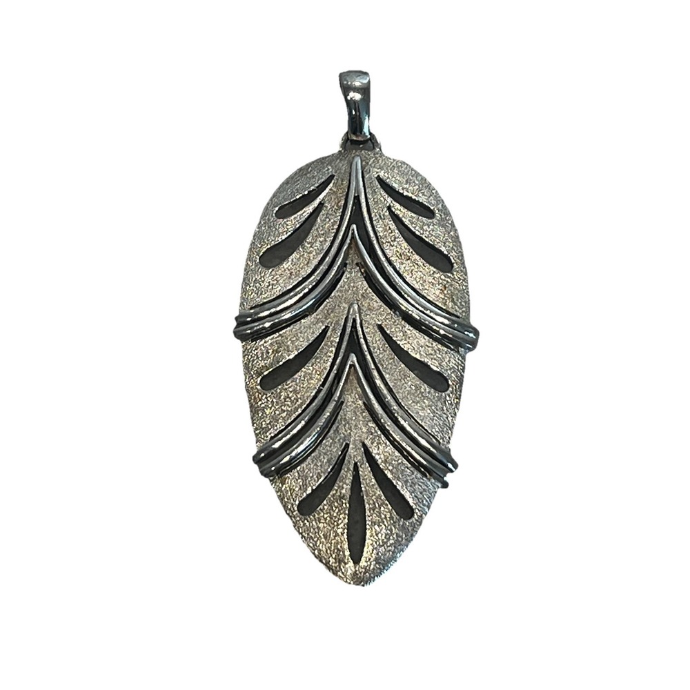 Vintage Avon Silver Tone Large Hinged Leaf Pendant